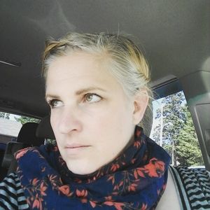 Meet your Posher, Becca